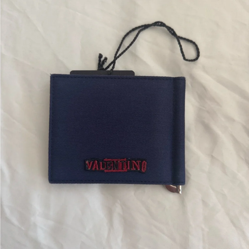Valentino Garavani textile exterior